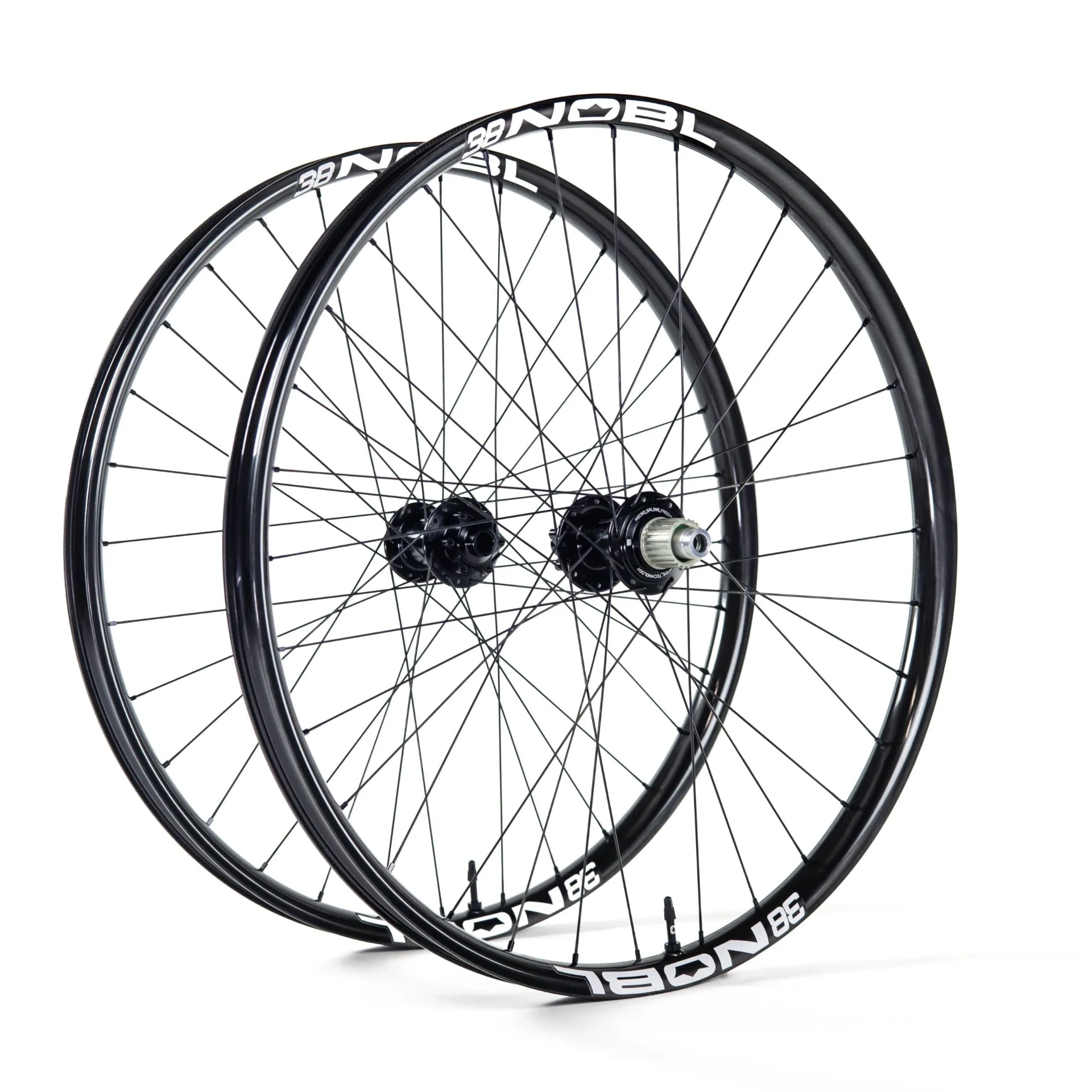 [27SR38-HOPE-PRO-5-6B-FW] Signature 38 Hope Pro 5 Front Wheel (27.5 in, 110x15mm - Boost, 6-Bolt)